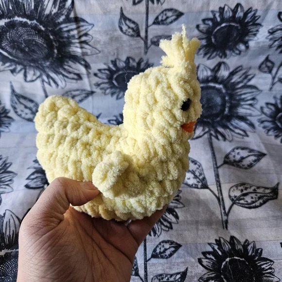 Crochet Light Yellow Baby Chick Amigurumi Plushie - Picture 11 of 13
